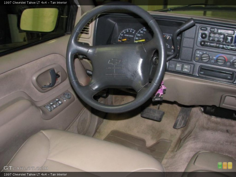 Tan Interior Steering Wheel For The 1997 Chevrolet Tahoe Lt