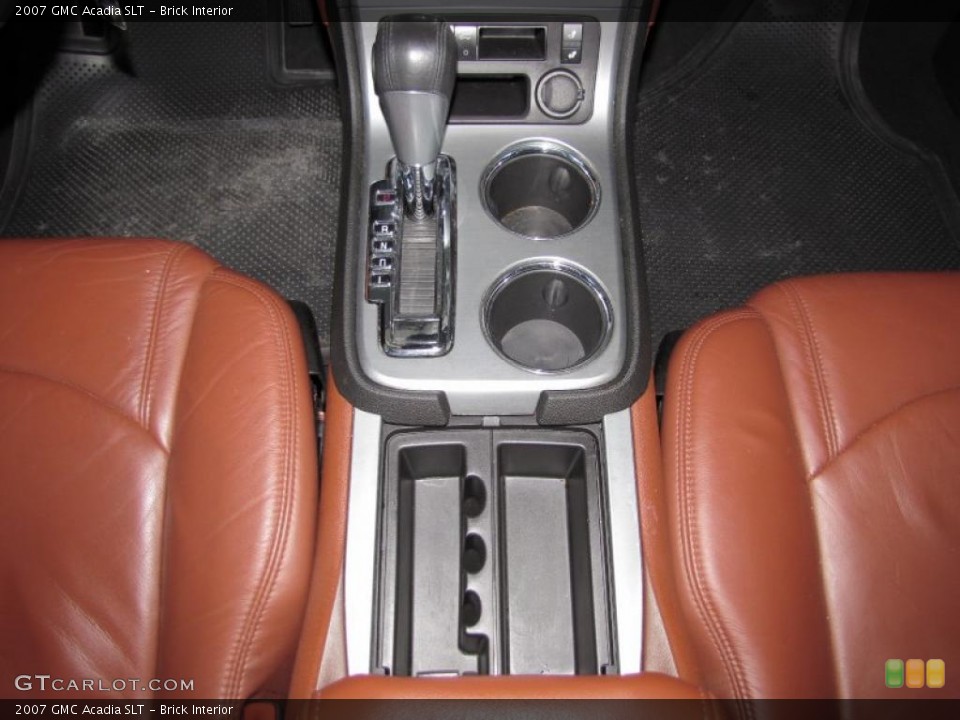 Brick Interior Photo for the 2007 GMC Acadia SLT #40866882