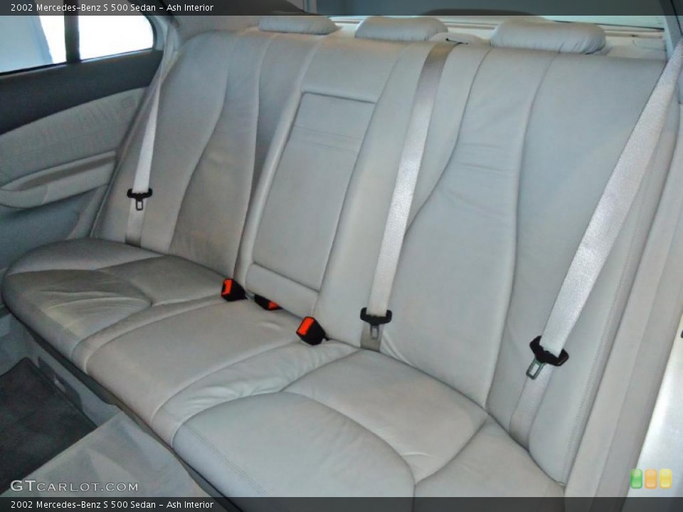 Ash Interior Photo for the 2002 Mercedes-Benz S 500 Sedan #40870842