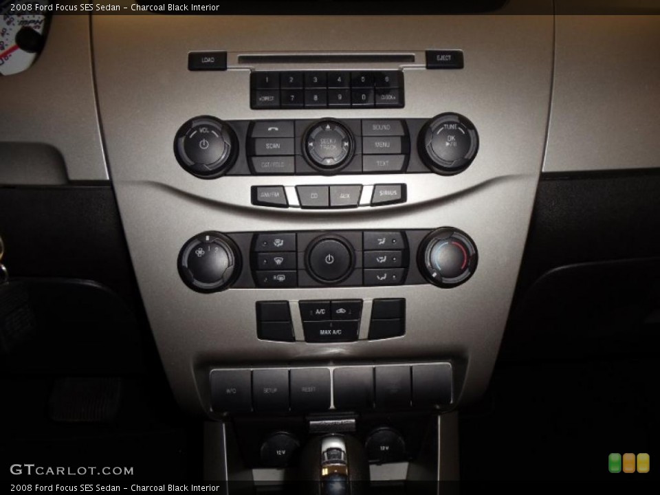 Charcoal Black Interior Controls for the 2008 Ford Focus SES Sedan #40874010