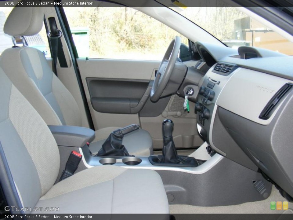 Medium Stone Interior Photo for the 2008 Ford Focus S Sedan #40877818
