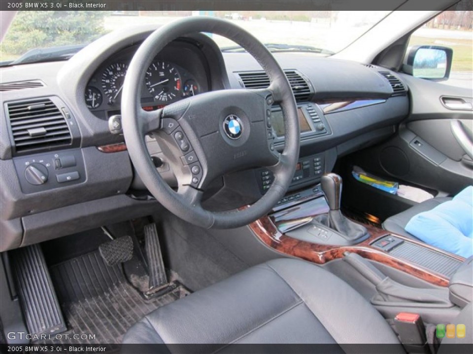 Black Interior Photo for the 2005 BMW X5 3.0i #40886165