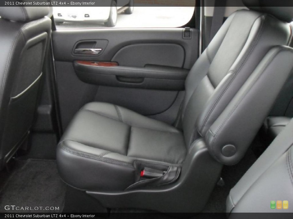 Ebony Interior Photo for the 2011 Chevrolet Suburban LTZ 4x4 #40890373
