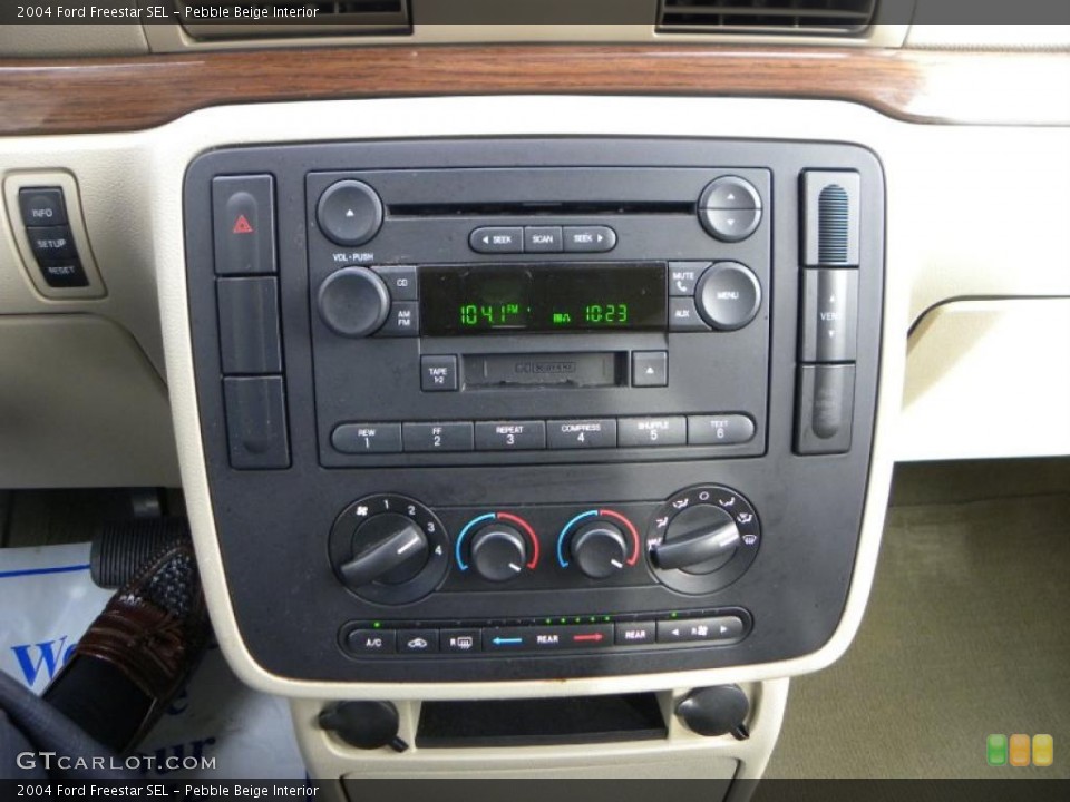 Pebble Beige Interior Controls for the 2004 Ford Freestar SEL #40892273