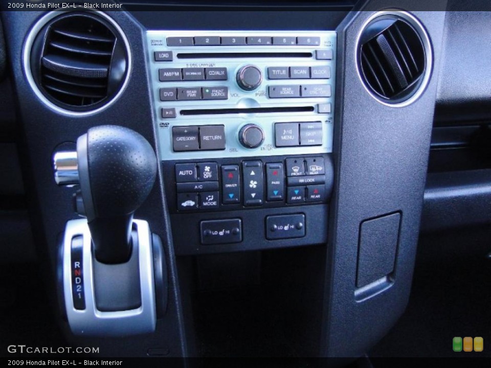 Black Interior Controls for the 2009 Honda Pilot EX-L #40902109