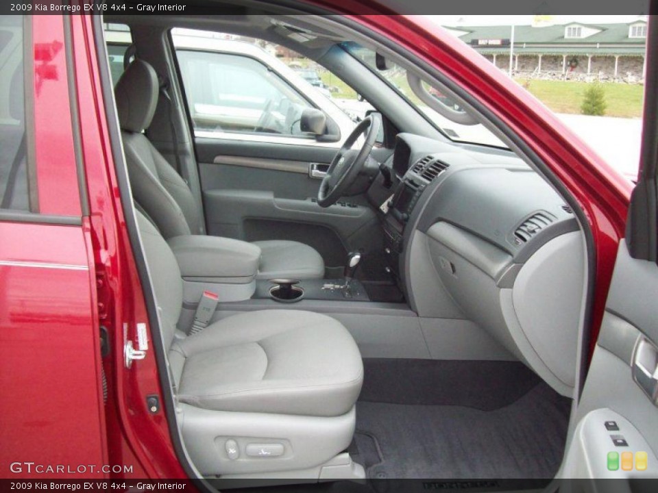 Gray Interior Photo for the 2009 Kia Borrego EX V8 4x4 #40917285
