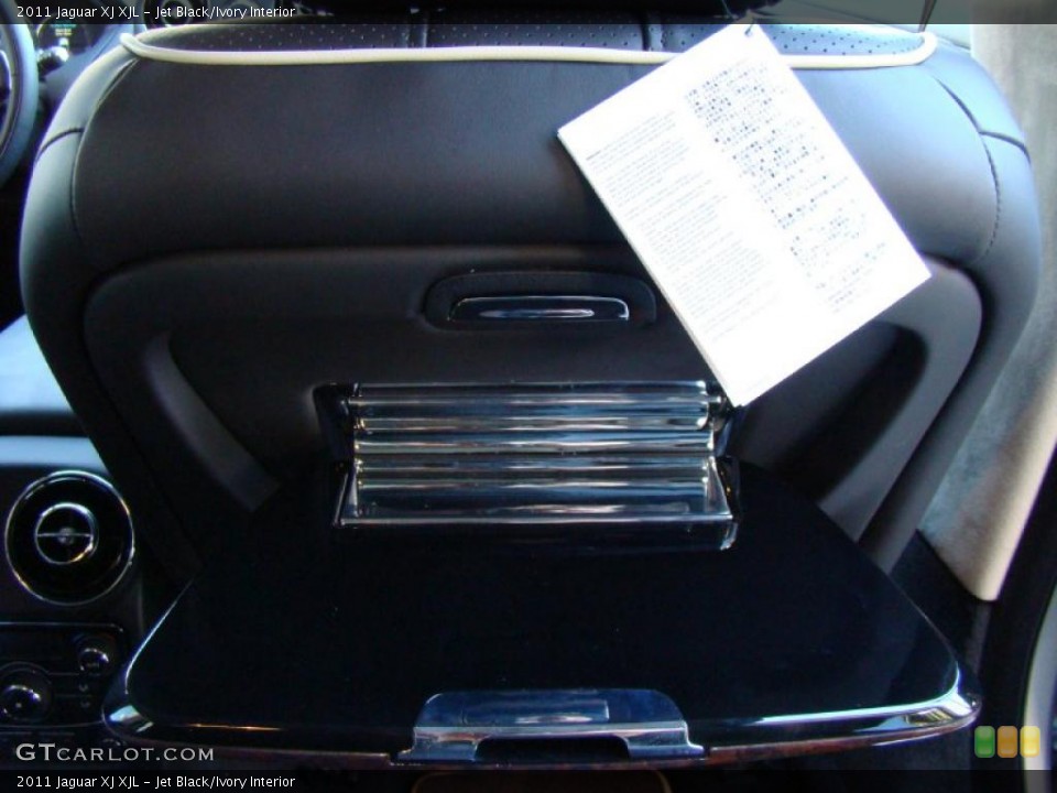 Jet Black/Ivory Interior Photo for the 2011 Jaguar XJ XJL #40919345