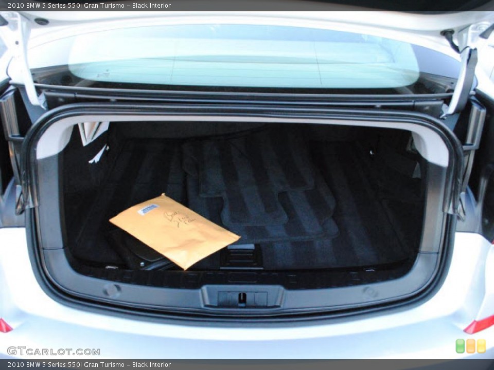 Black Interior Trunk for the 2010 BMW 5 Series 550i Gran Turismo #40933134