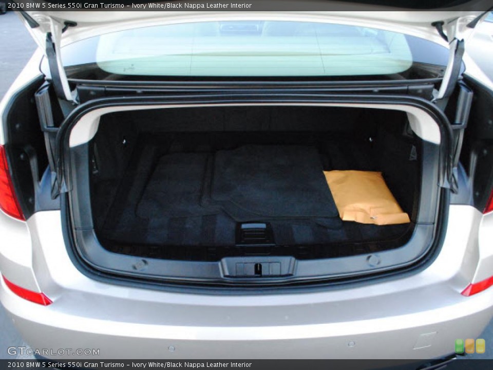 Ivory White/Black Nappa Leather Interior Trunk for the 2010 BMW 5 Series 550i Gran Turismo #40933526