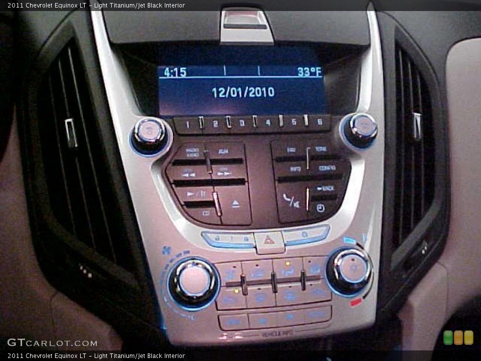 Light Titanium/Jet Black Interior Controls for the 2011 Chevrolet Equinox LT #40933786