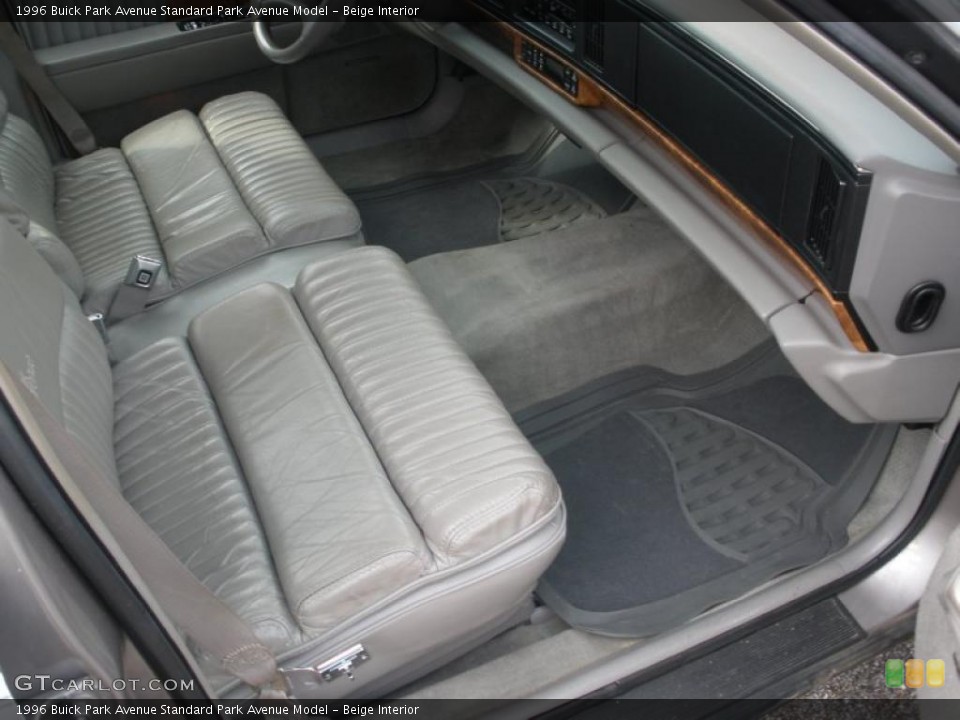 Beige Interior Photo for the 1996 Buick Park Avenue  #40936950