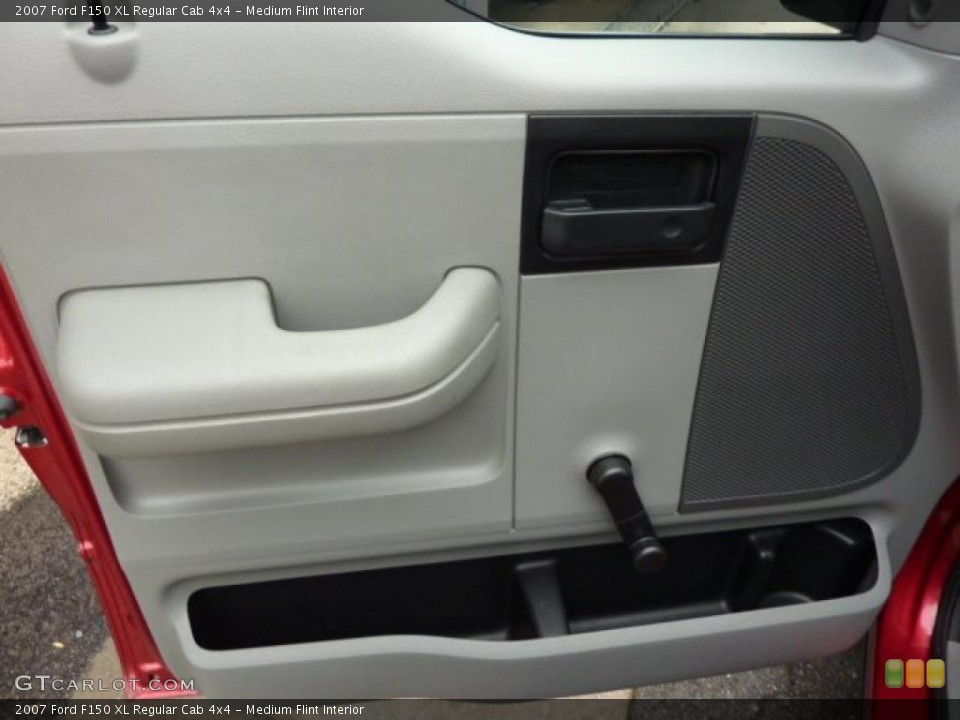 Medium Flint Interior Door Panel for the 2007 Ford F150 XL Regular Cab 4x4 #40952510