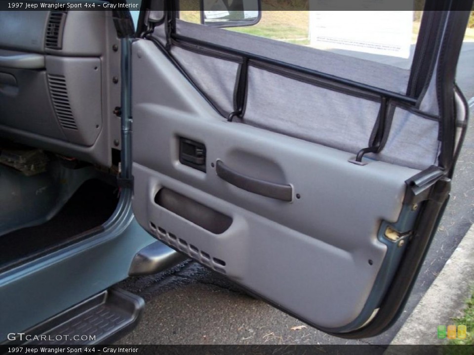 Gray Interior Door Panel for the 1997 Jeep Wrangler Sport 4x4 #40967060
