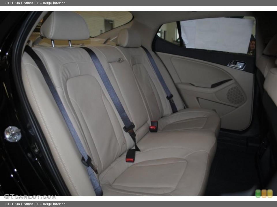 Beige Interior Photo for the 2011 Kia Optima EX #40975696