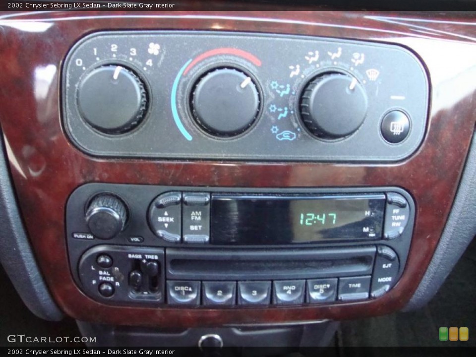 Dark Slate Gray Interior Controls for the 2002 Chrysler Sebring LX Sedan #40979737
