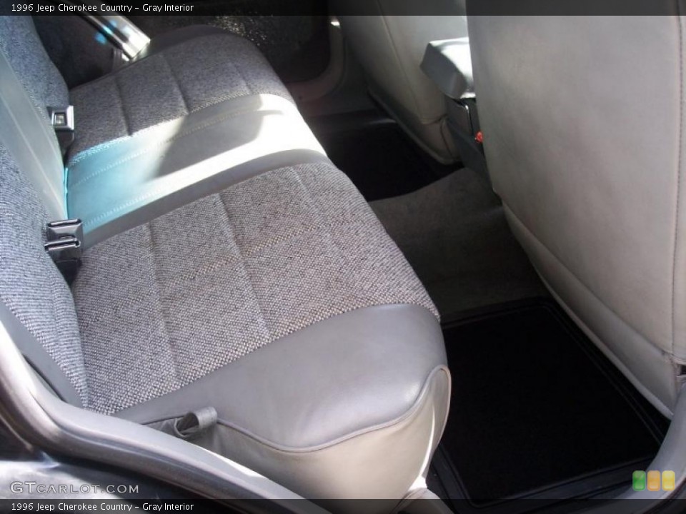 Gray Interior Photo for the 1996 Jeep Cherokee Country #40995402