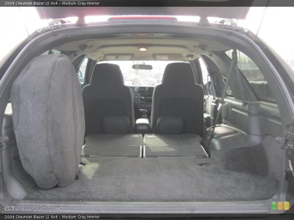Medium Gray Interior Trunk for the 2004 Chevrolet Blazer LS 4x4 #40995550