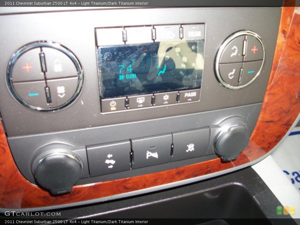 Light Titanium/Dark Titanium Interior Controls for the 2011 Chevrolet Suburban 2500 LT 4x4 #40997730