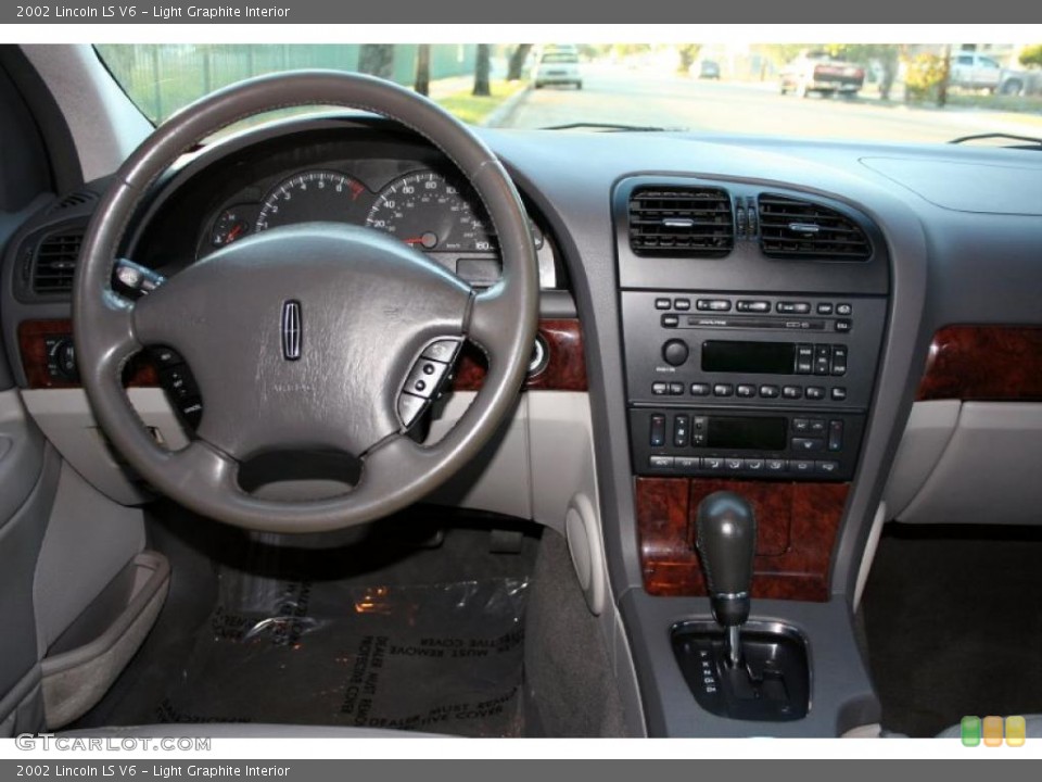 Light Graphite Interior Dashboard for the 2002 Lincoln LS V6 #41001566
