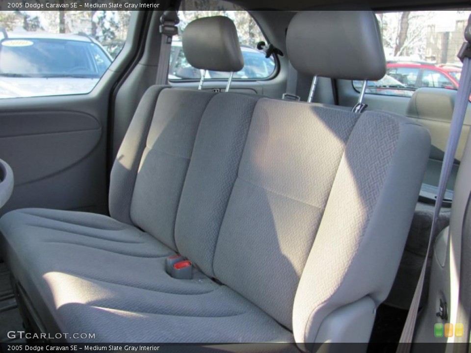 Medium Slate Gray Interior Photo for the 2005 Dodge Caravan SE #41003574