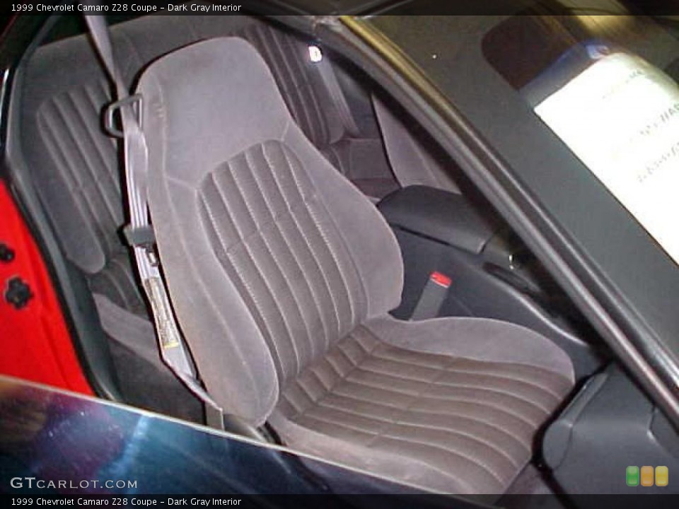 Dark Gray Interior Photo for the 1999 Chevrolet Camaro Z28 Coupe #41006742