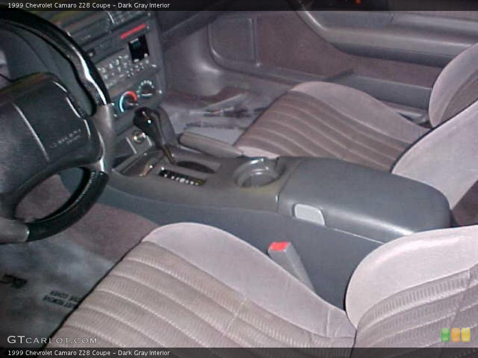 Dark Gray Interior Photo for the 1999 Chevrolet Camaro Z28 Coupe #41006878