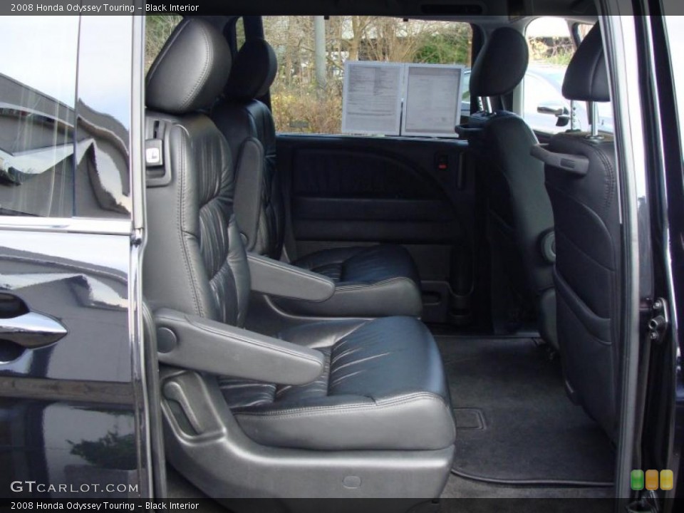 Black Interior Photo for the 2008 Honda Odyssey Touring #41008658