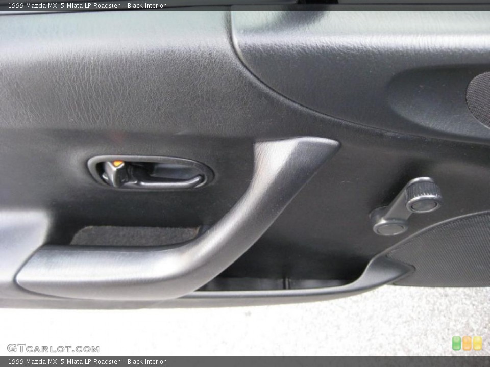 Black Interior Door Panel for the 1999 Mazda MX-5 Miata LP Roadster #41012006