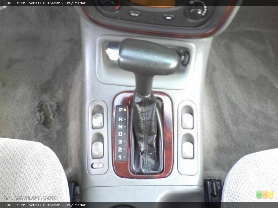 Gray Interior Transmission for the 2002 Saturn L Series L300 Sedan #41012966