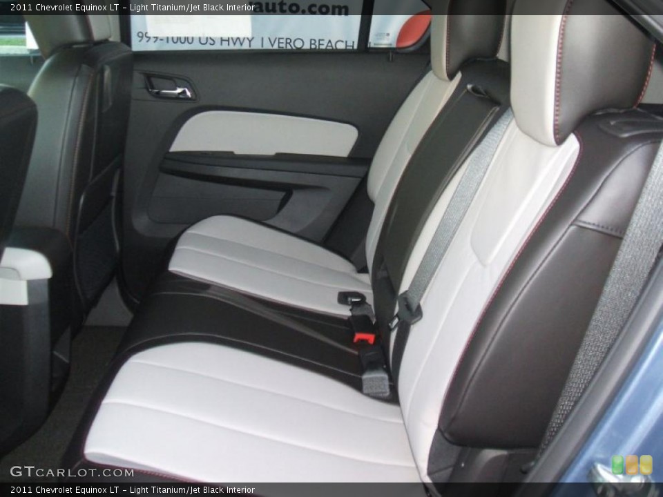 Light Titanium/Jet Black Interior Photo for the 2011 Chevrolet Equinox LT #41016507