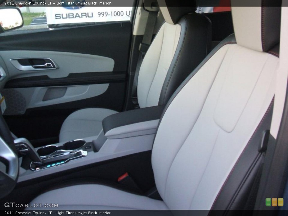 Light Titanium/Jet Black Interior Photo for the 2011 Chevrolet Equinox LT #41016527