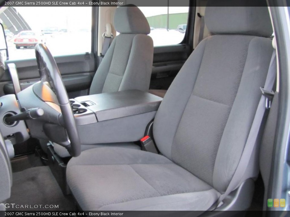 Ebony Black Interior Photo for the 2007 GMC Sierra 2500HD SLE Crew Cab 4x4 #41017299