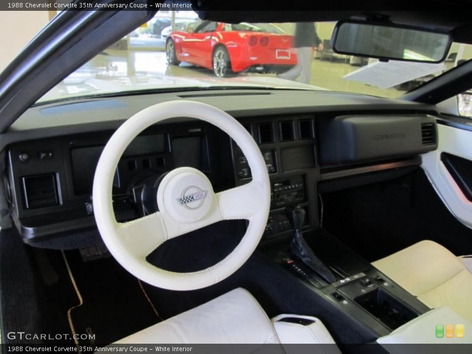 White Interior Prime Interior for the 1988 Chevrolet Corvette 35th Anniversary Coupe #41019407