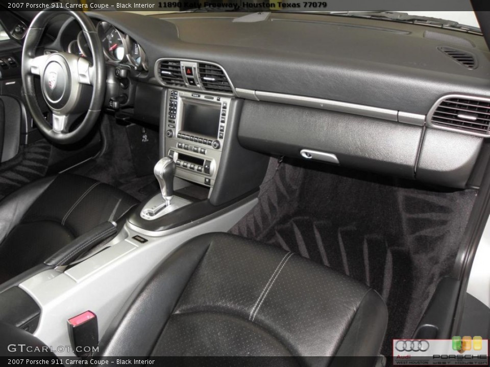 Black Interior Dashboard for the 2007 Porsche 911 Carrera Coupe #41024308