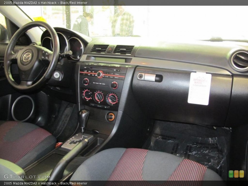 Black/Red Interior Dashboard for the 2005 Mazda MAZDA3 s Hatchback #41026028