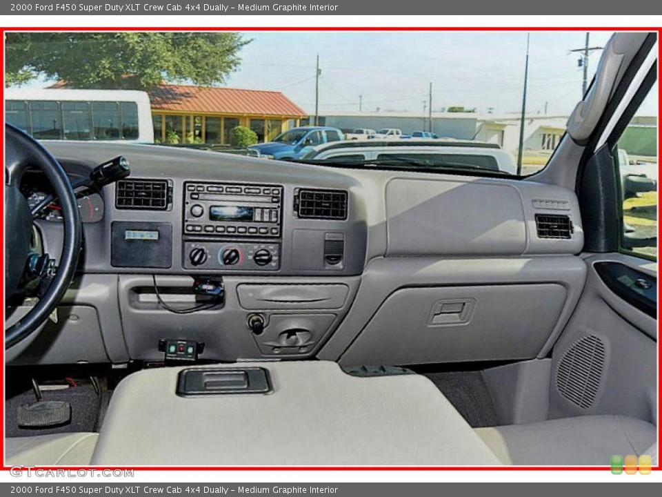 Medium Graphite Interior Dashboard for the 2000 Ford F450 Super Duty XLT Crew Cab 4x4 Dually #41028268
