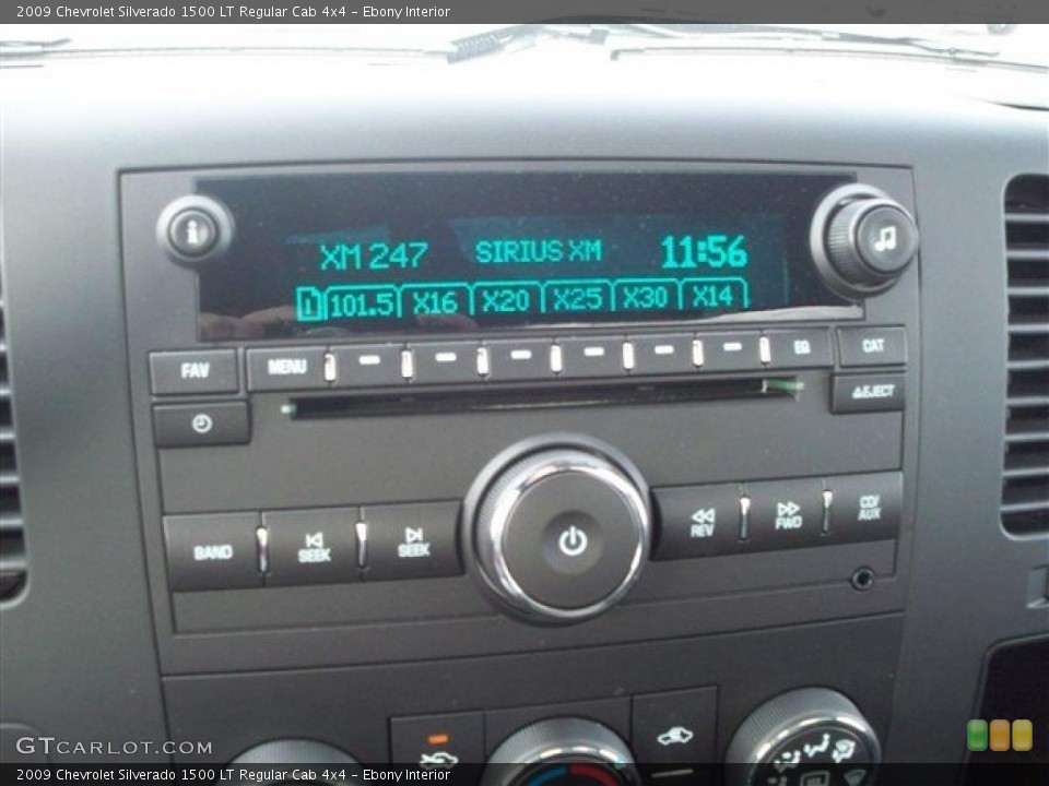 Ebony Interior Controls for the 2009 Chevrolet Silverado 1500 LT Regular Cab 4x4 #41032792