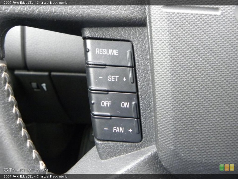 Charcoal Black Interior Controls for the 2007 Ford Edge SEL #41035488