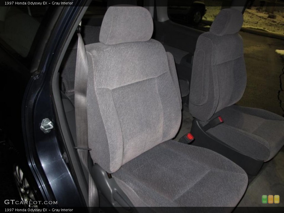Gray Interior Photo for the 1997 Honda Odyssey EX #41035872