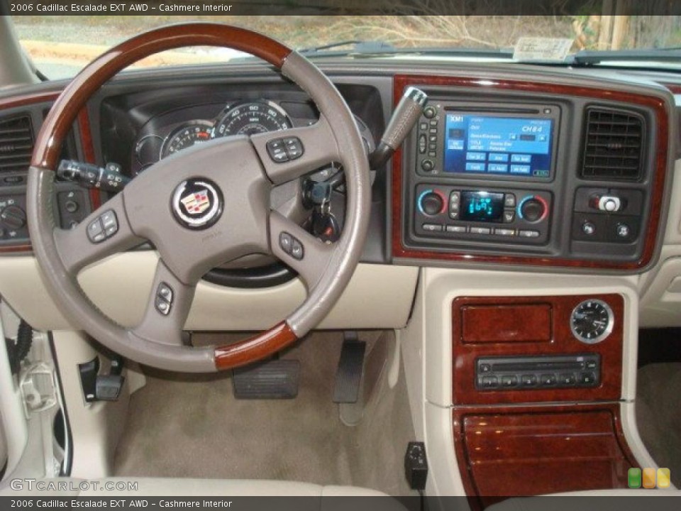 Cashmere Interior Dashboard for the 2006 Cadillac Escalade EXT AWD #41038956