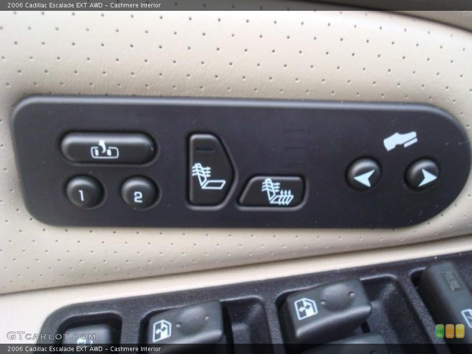 Cashmere Interior Controls for the 2006 Cadillac Escalade EXT AWD #41038968