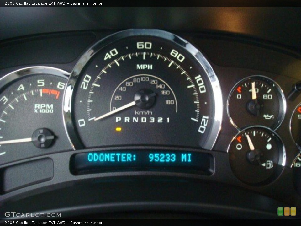 Cashmere Interior Gauges for the 2006 Cadillac Escalade EXT AWD #41038992