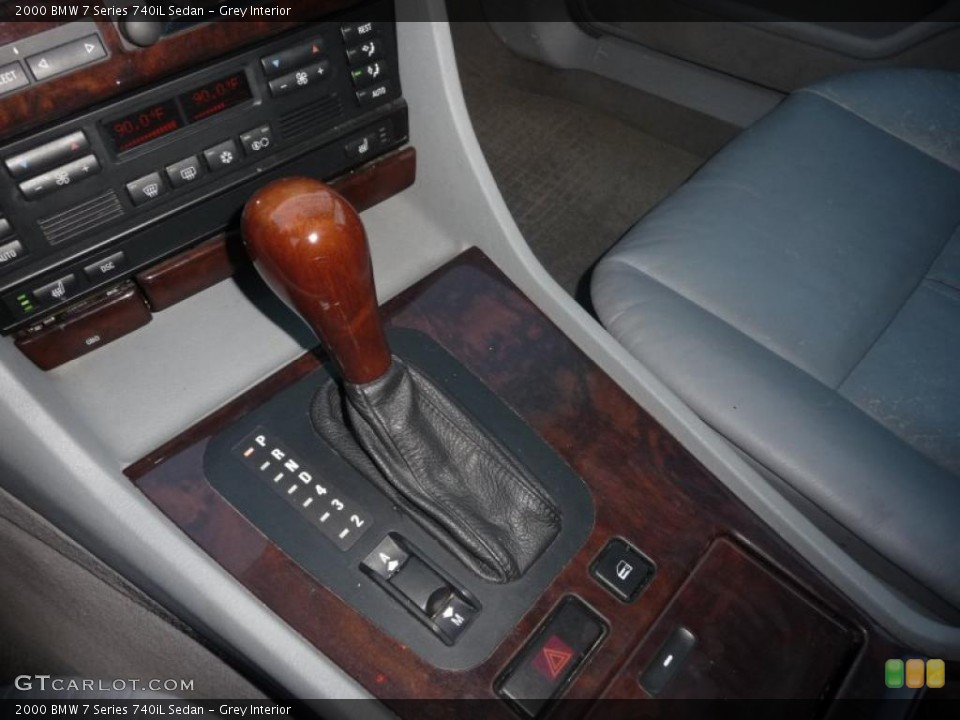Grey Interior Transmission for the 2000 BMW 7 Series 740iL Sedan #41041221