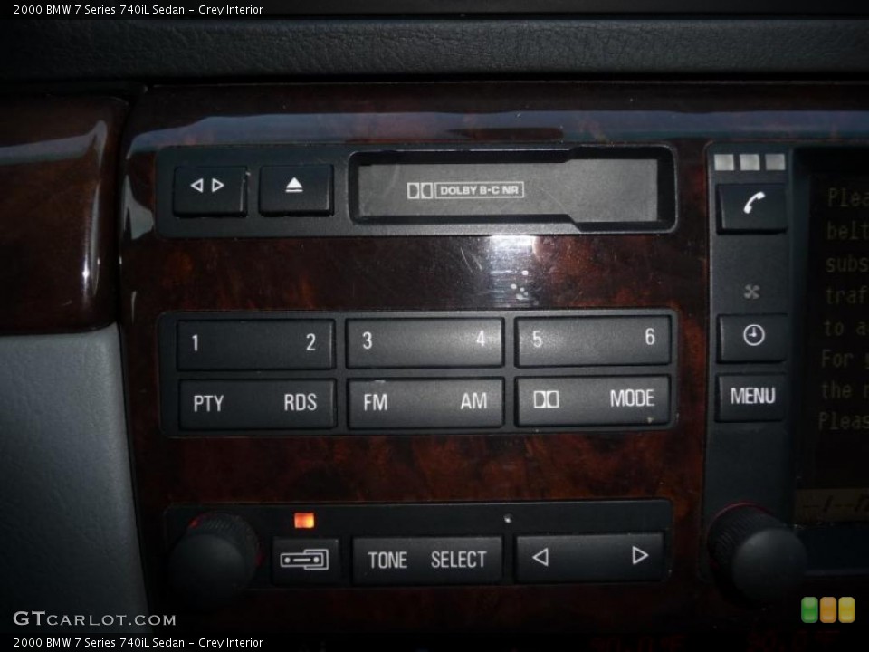 Grey Interior Controls for the 2000 BMW 7 Series 740iL Sedan #41041333