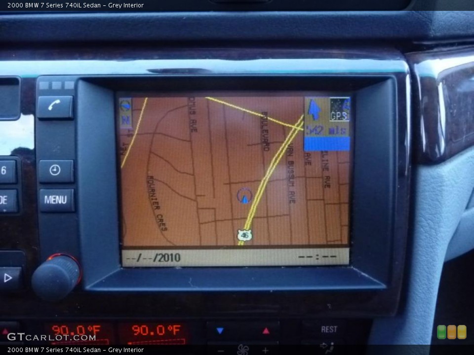 Grey Interior Navigation for the 2000 BMW 7 Series 740iL Sedan #41041345
