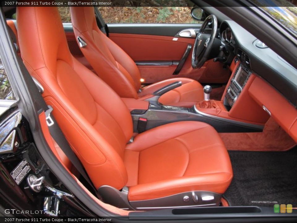 Black/Terracotta Interior Photo for the 2007 Porsche 911 Turbo Coupe #41044081