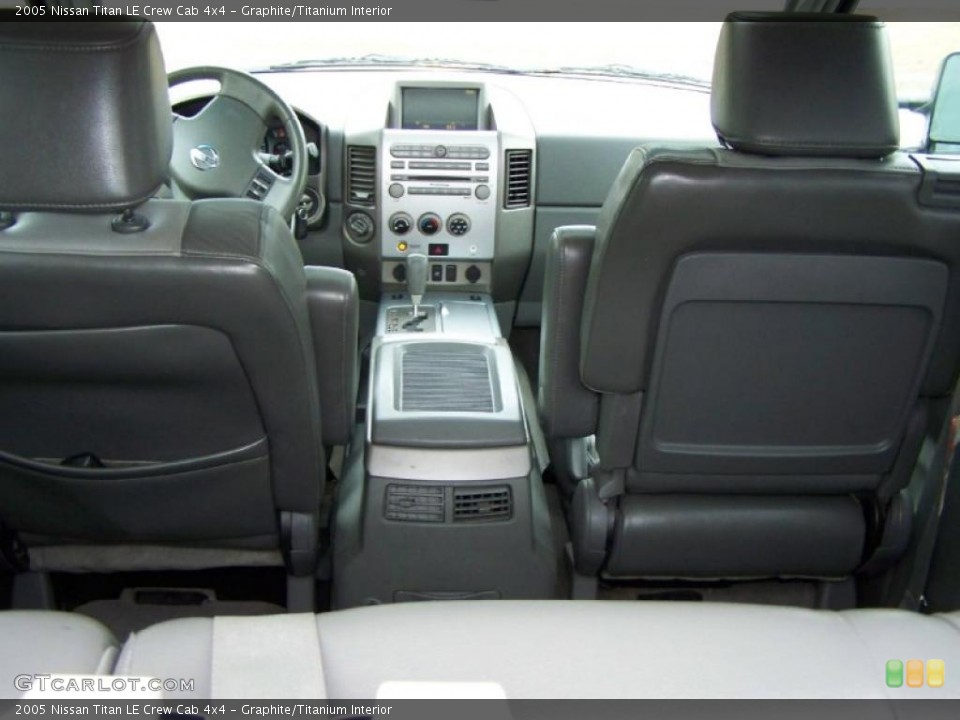 Graphite/Titanium Interior Photo for the 2005 Nissan Titan LE Crew Cab 4x4 #41045233