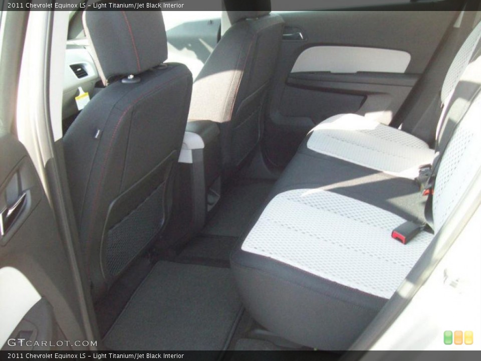 Light Titanium/Jet Black Interior Photo for the 2011 Chevrolet Equinox LS #41048557