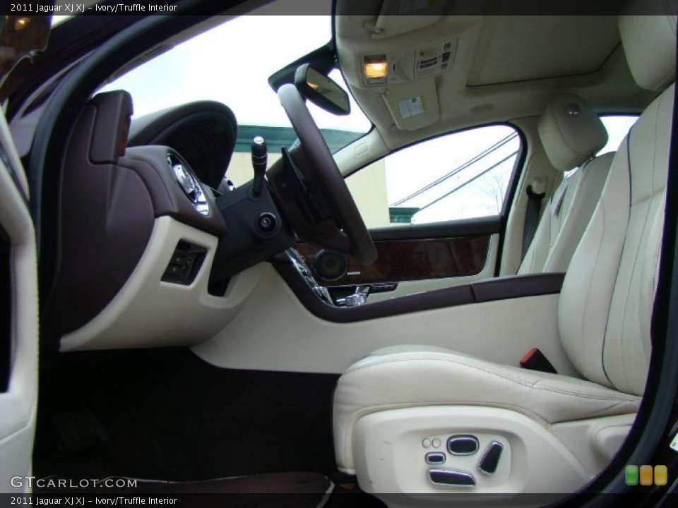 Ivory/Truffle Interior Photo for the 2011 Jaguar XJ XJ #41049938