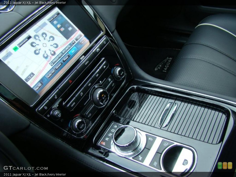 Jet Black/Ivory Interior Controls for the 2011 Jaguar XJ XJL #41050601